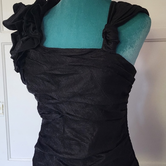 Black halter stretchy ruched ruffled shoulder - Picture 1 of 6